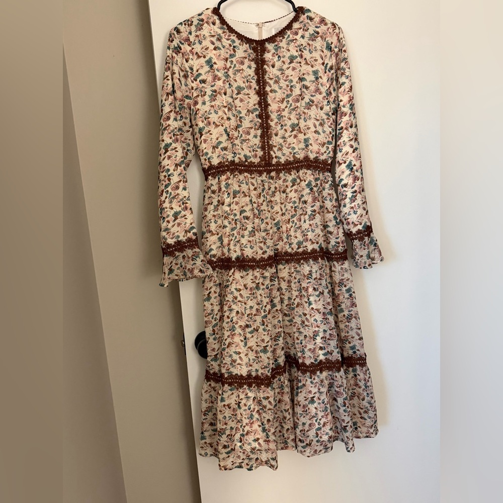 Dainty Jewells Floral Midi Dress in Cream and Brown
